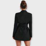 V-kaula Blazer-mekko